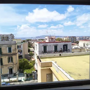  Appartamento Vesuvio Corner - Spacious And Colorful In San Giorgio, Very Close To Napoli, Ideal For Families And Groups, Close To Pompeii, Sorrento...